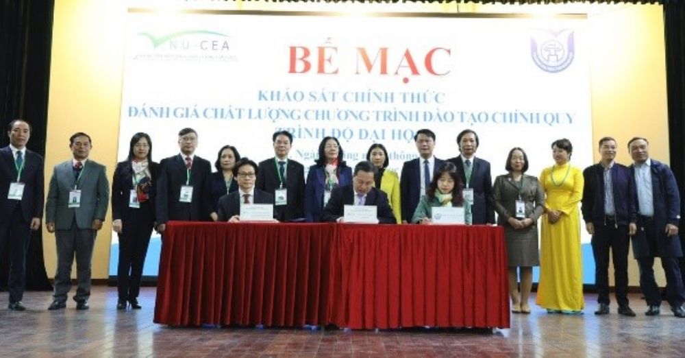 Bế mạc Khảo sát chính thức đánh giá chất lượng chương trình đào tạo tại Trường Đại học Thủ đô Hà Nội